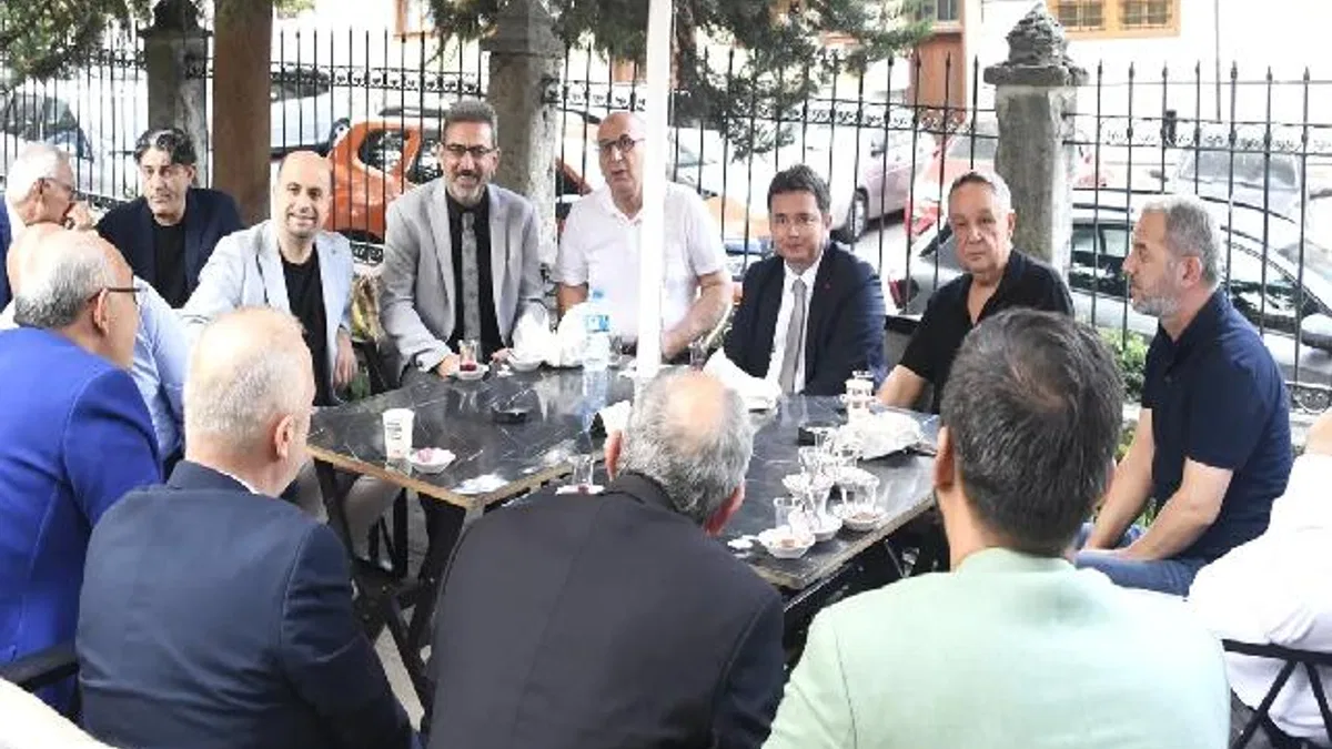 Bursa Osmangazi’de mahalle ziyaretleri sürüyor