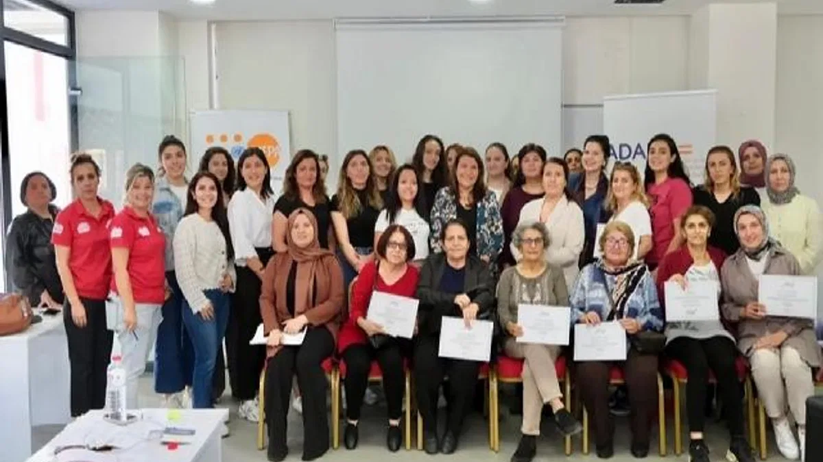Adana Büyükşehir'den çocuk yaşta evliliğe karşı eğitim
