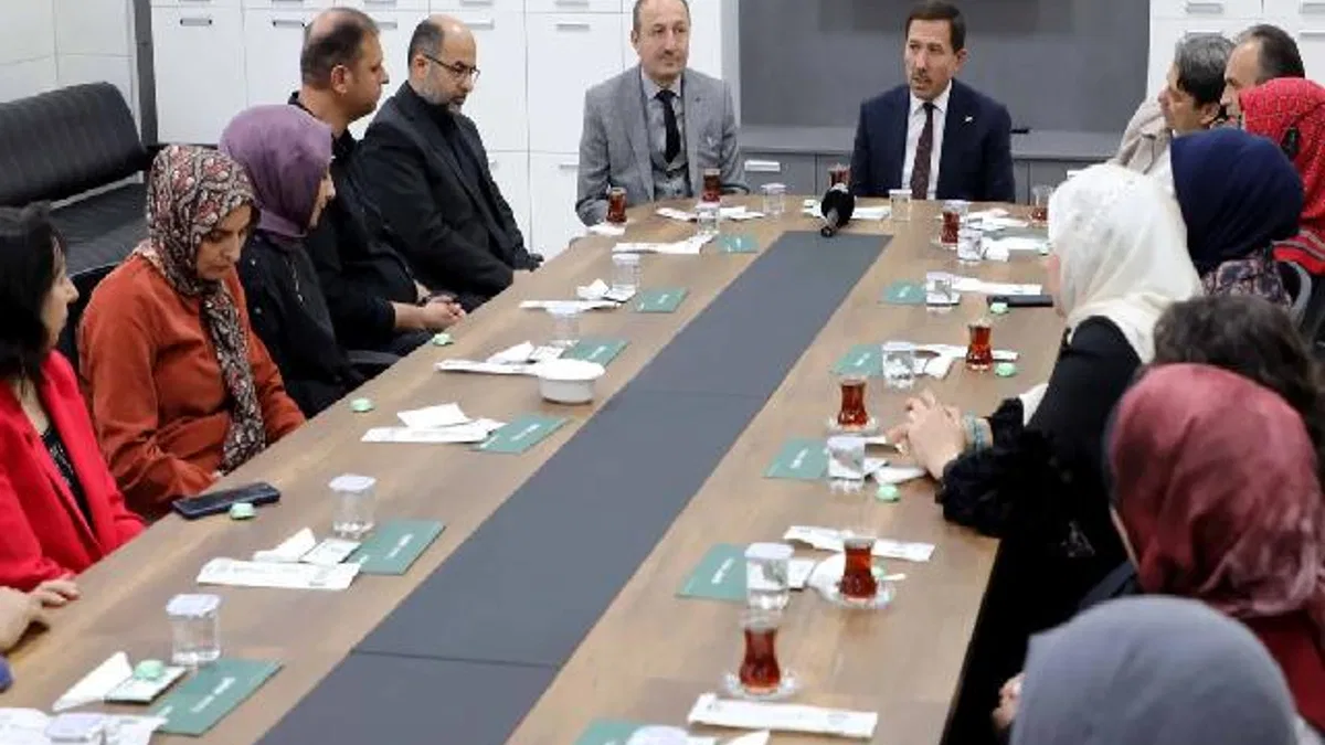 Konya Karatay’da halı saha müjdesi