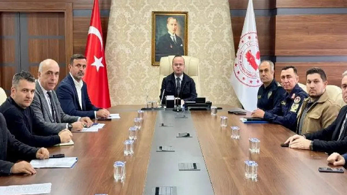 Artvin Hopa’da “Kış Tedbirleri Koordinasyon Toplantısı” yapıldı