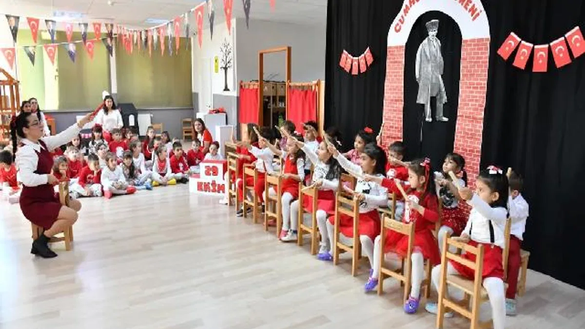 Atam Kreşlerde Cumhuriyet coşkusu