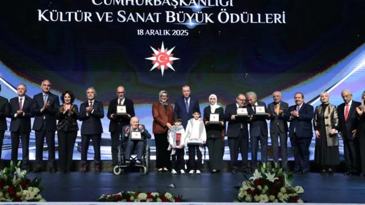 Cumhurbaşkanlığı büyük ödülleri sahiplerini buldu... Erdoğan'dan kültür ve sanat vurgusu