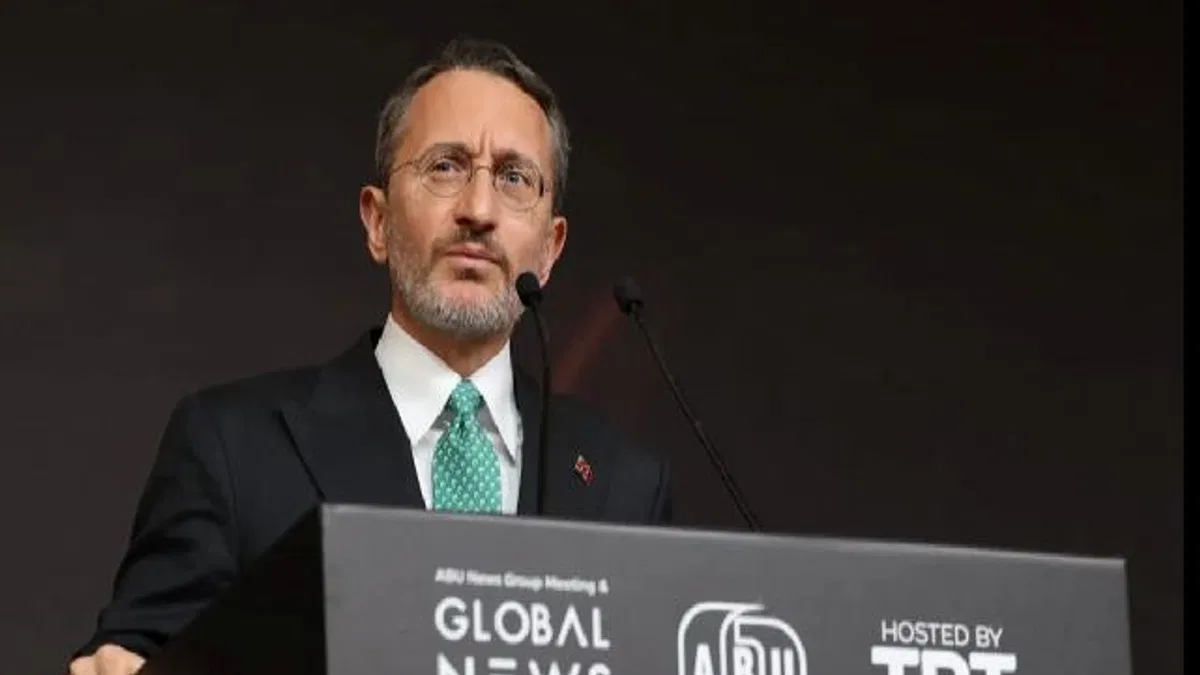 Fahrettin Altun: Hakikat odaklı habercilikte iş birliği şart