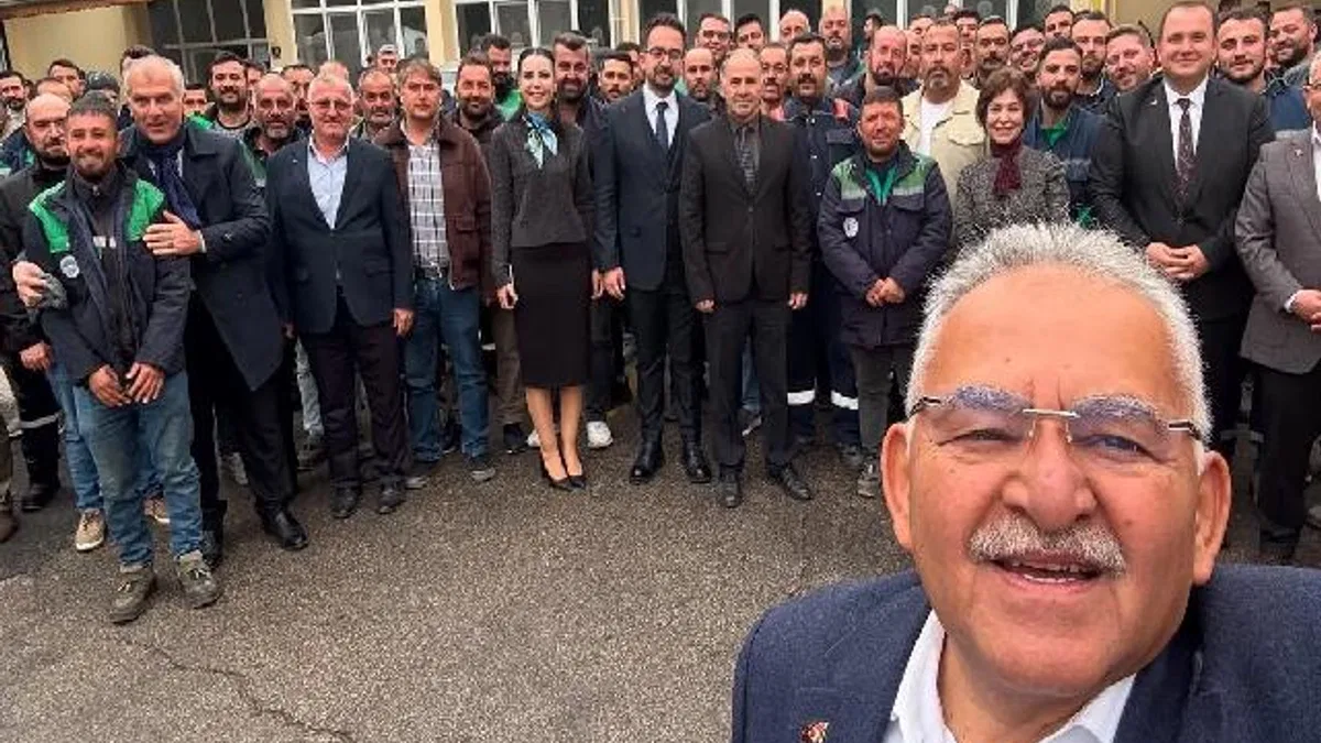Memduh Büyükkılıç Büyükşehir personeliyle buluştu