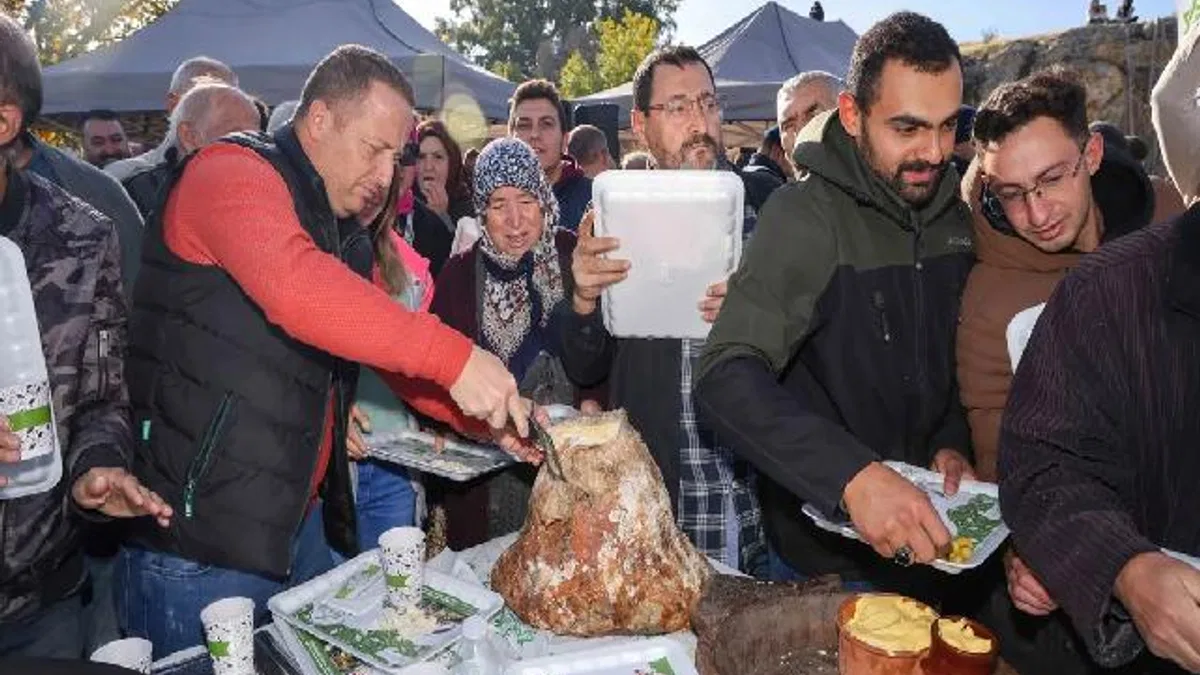 Konya Meram'ın geleneği lezzet şölenine dönüştü