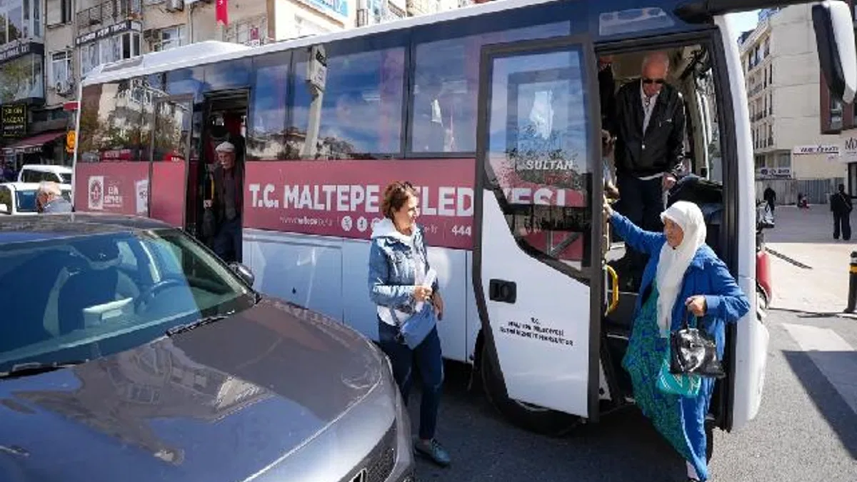 İstanbul Maltepe'nin ihtiyar delikanlıları ve altın kızları unutulmadı