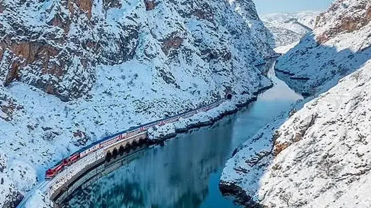 Turistik Doğu Ekspresi ile Bu Kış Unutulmaz Bir Yolculuk Yaşayabilirsiniz