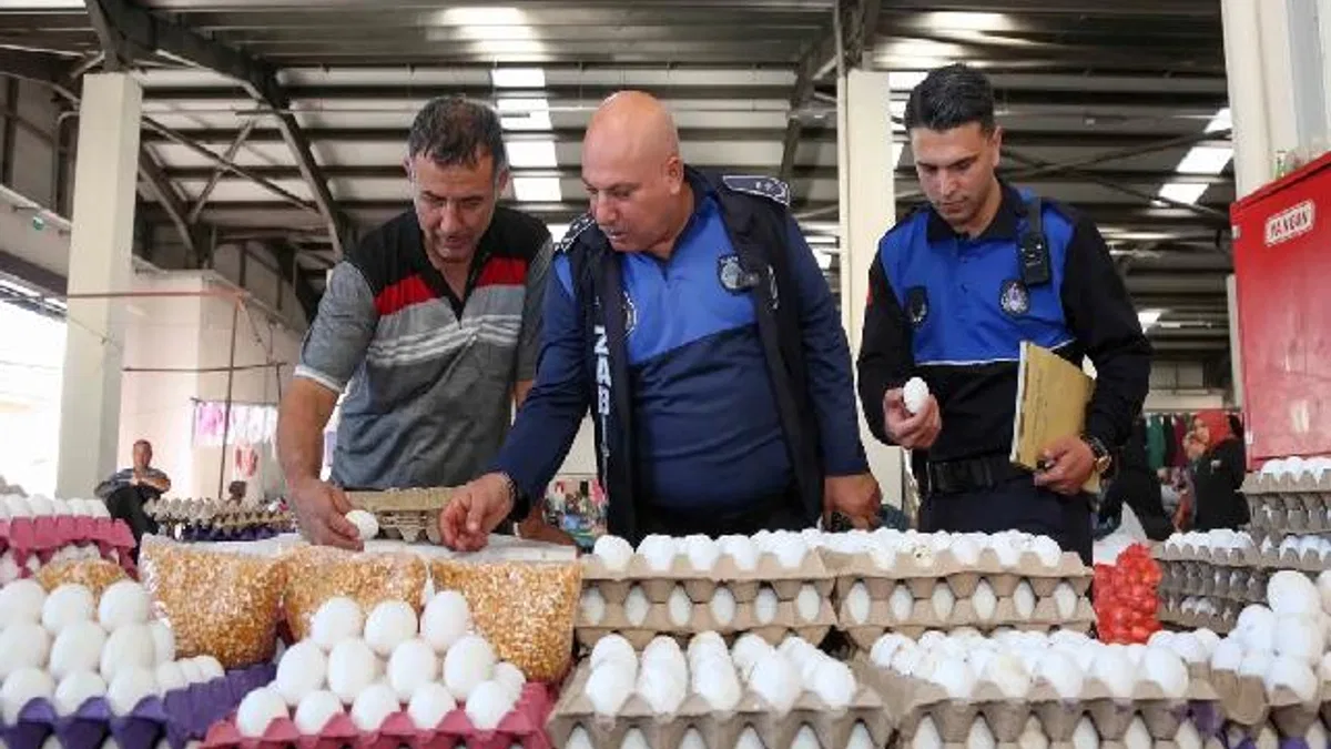Konya Meram'da Zabıta'dan semt pazarlarına sıkı takip