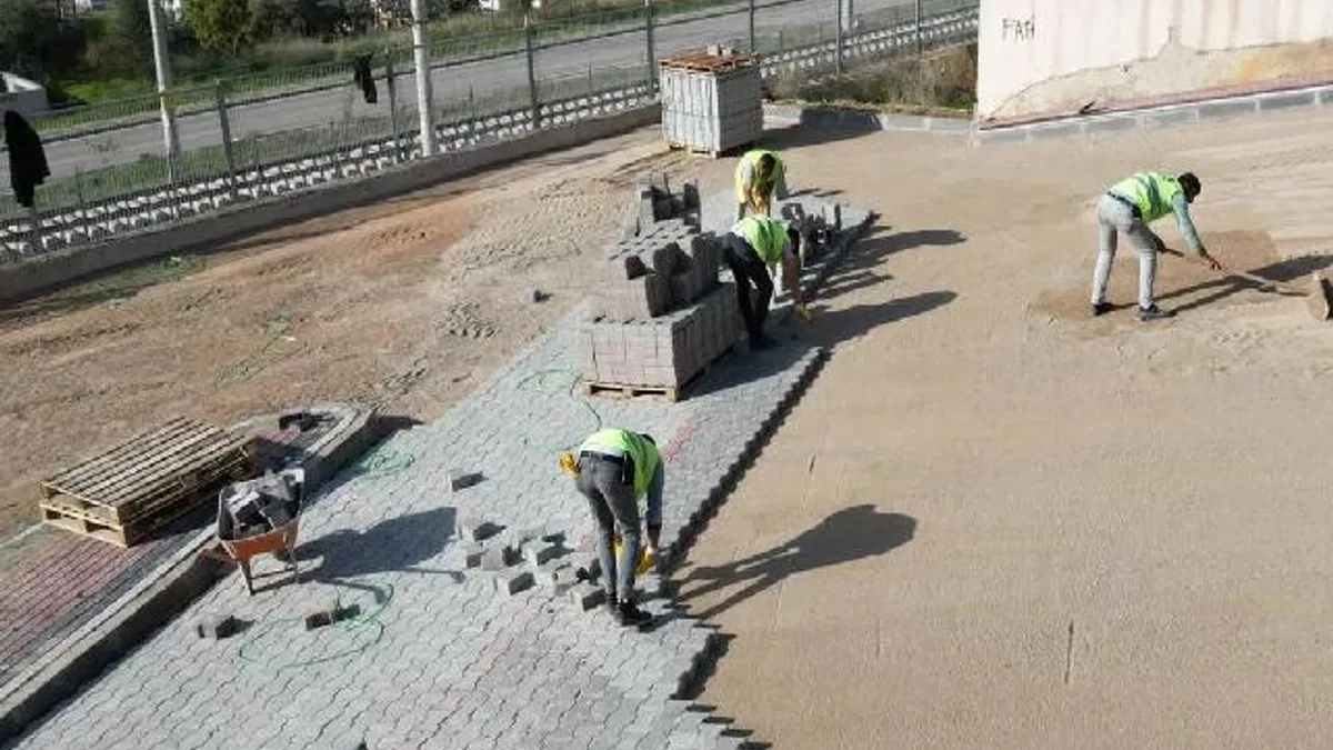 Kocaeli Gebze'de üstyapı çalışmaları hız kesmiyor