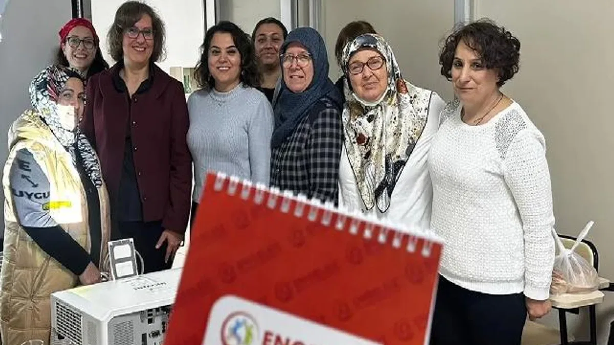 Kocaeli İzmit’te Engelsiz Ebeveyn Akademisi devam ediyor