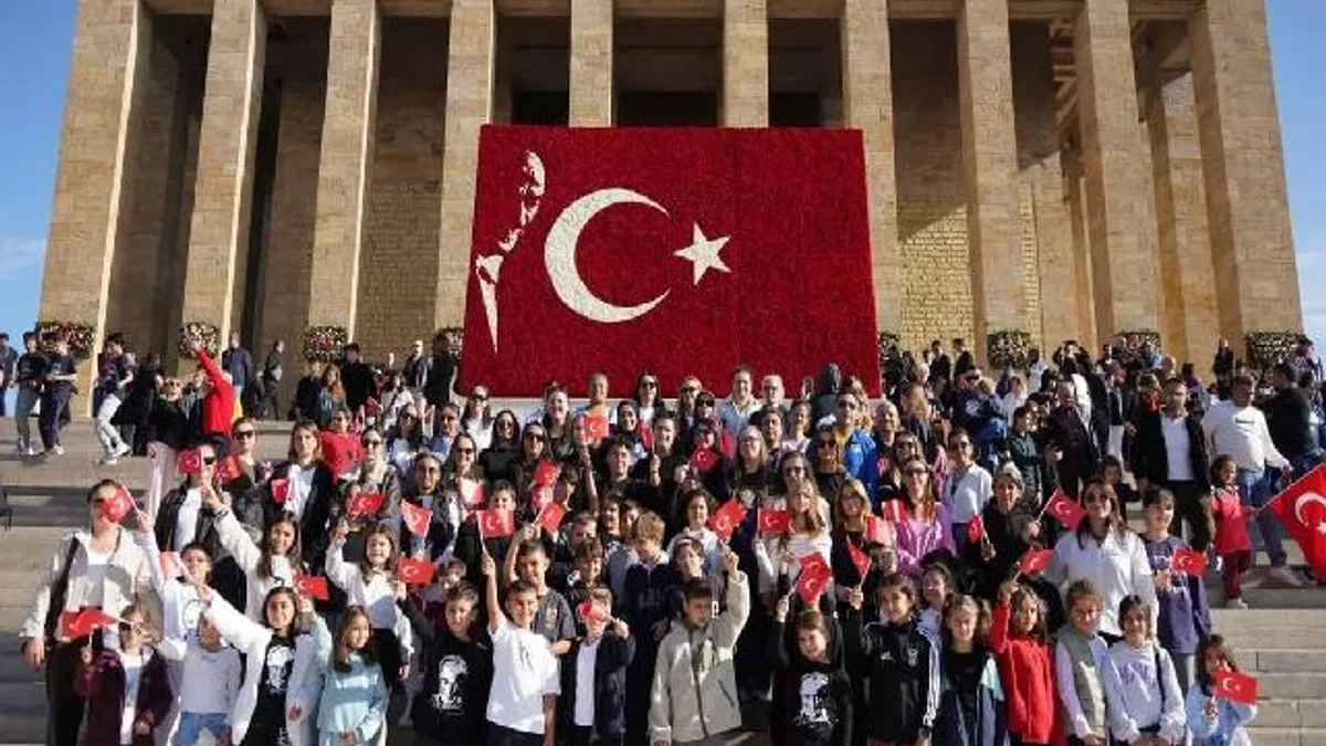 Anıtkabir’e 10 Kasım’da ziyaret rekoru... 1 milyon 219 bin 148 kişi
