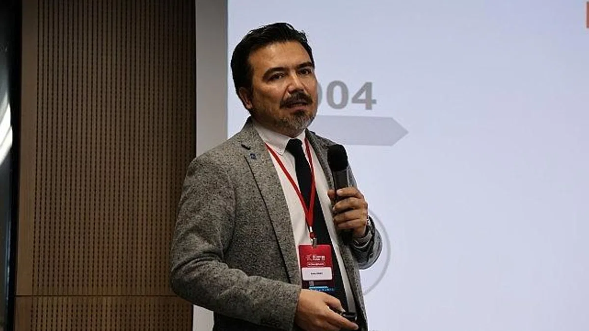 Bilişim Fuarı'nda güncel teknolojiler masaya yatırıldı