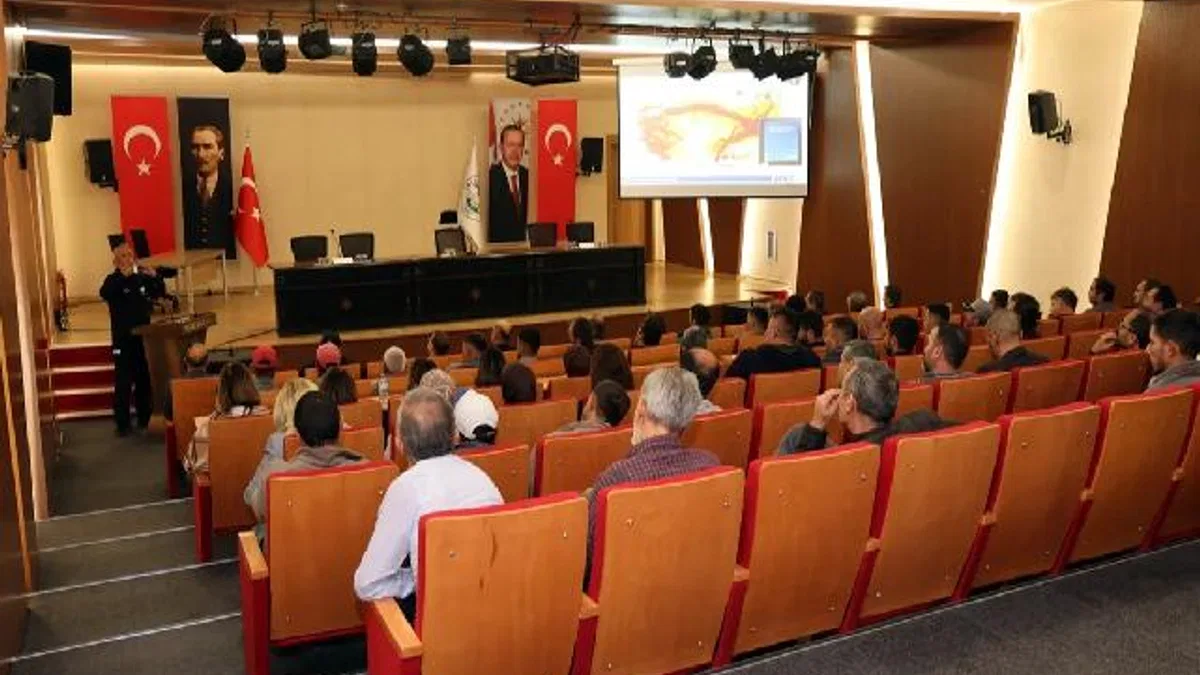 Kayseri Talas'tan personele afet eğitimi