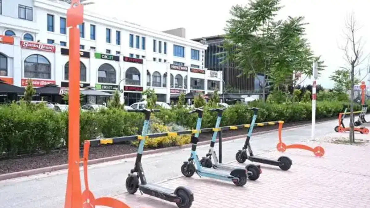 Konya'da e-skuter park noktaları yaygınlaşıyor