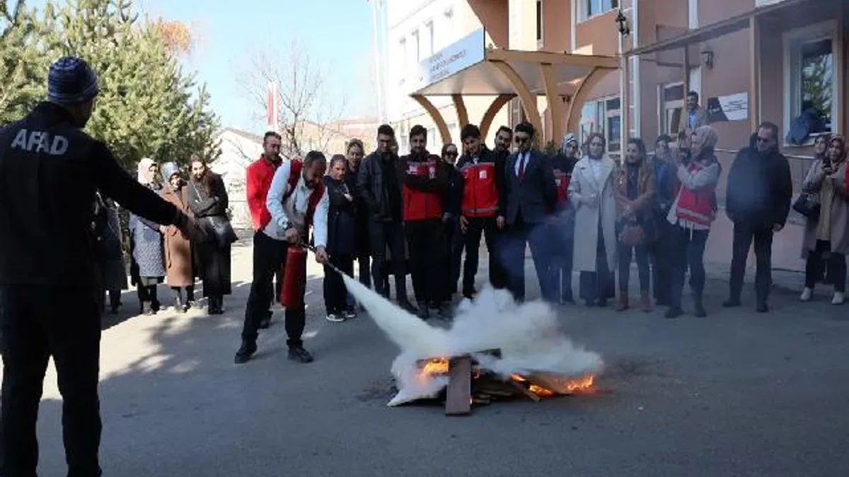 Erzurum'da Aile ve Sosyal Hizmetler'den farkındalıklı tatbikat