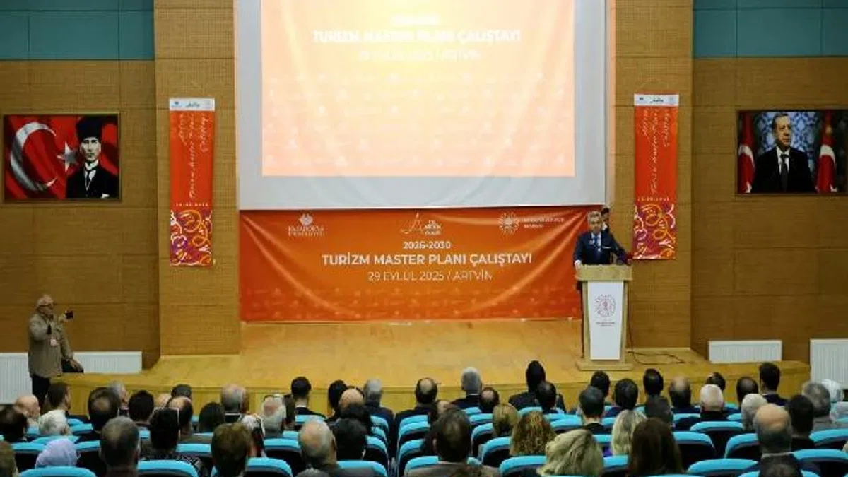 Artvin'de turizm master planı çalıştayı... Doğal ve kültürel zenginlikler geleceğe taşınıyor