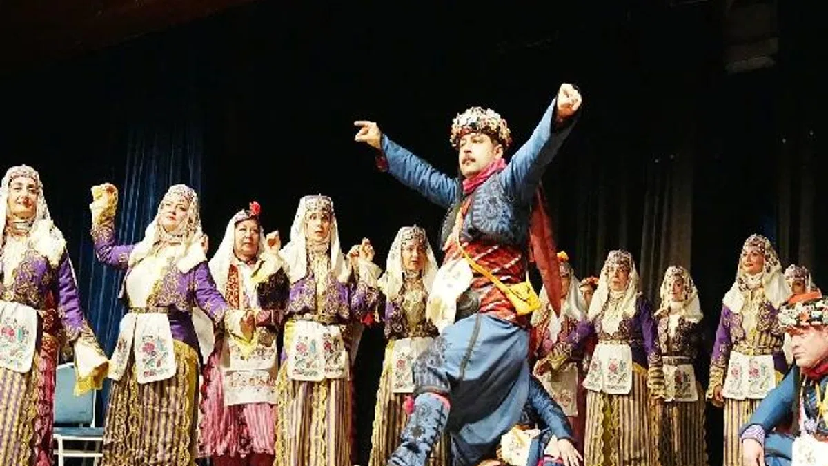 Türk Halk Müziği Liseler Arası Solo Ses İcra Yarışmasında final heyecanı