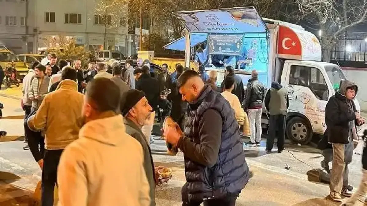 Edirne Keşan'da AK Parti'den hayır lokması