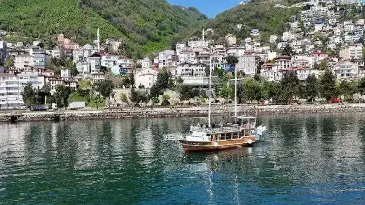 Kuzey Yıldızı Teknesi ile keyifli gezinti