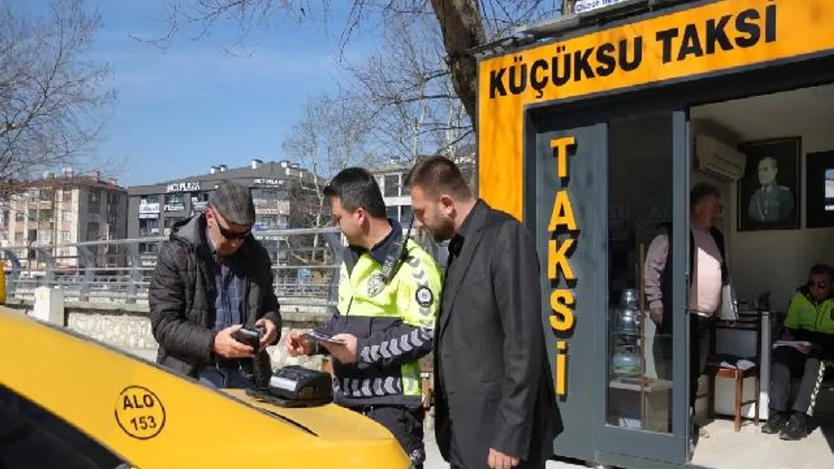 Düzce'de taksi durakları denetlendi