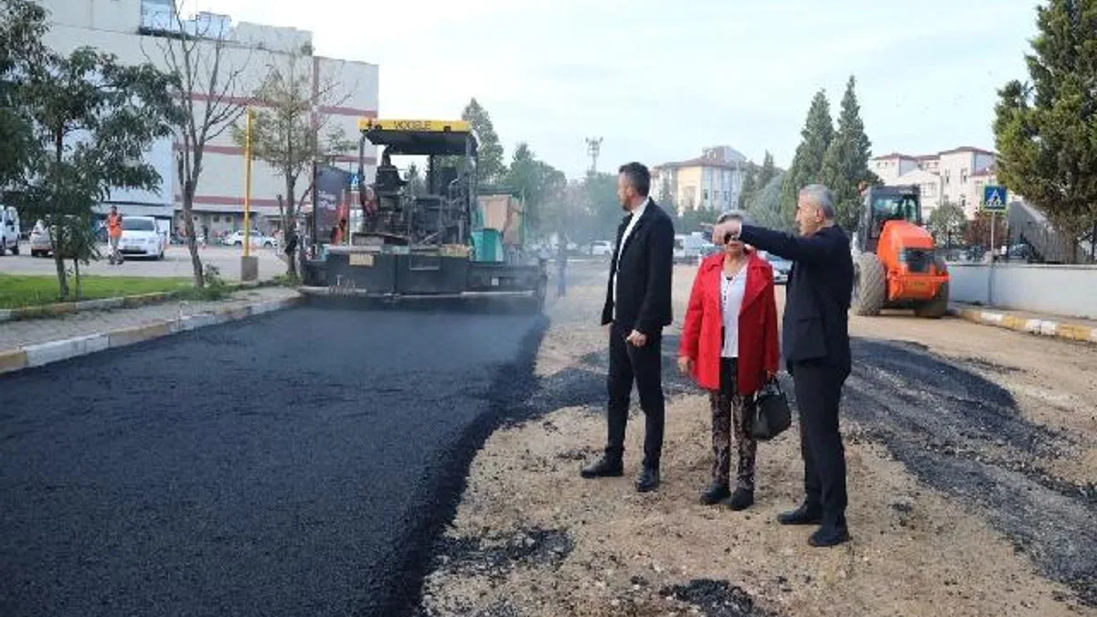 İzmit'te Yahya Kaptan'da asfalt hamlesi