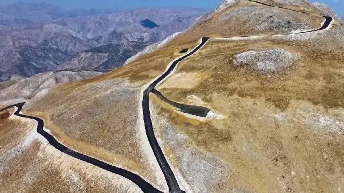 Mereto Dağı turizme açılıyor... Yol ve kilise restorasyonu hızla sürüyor