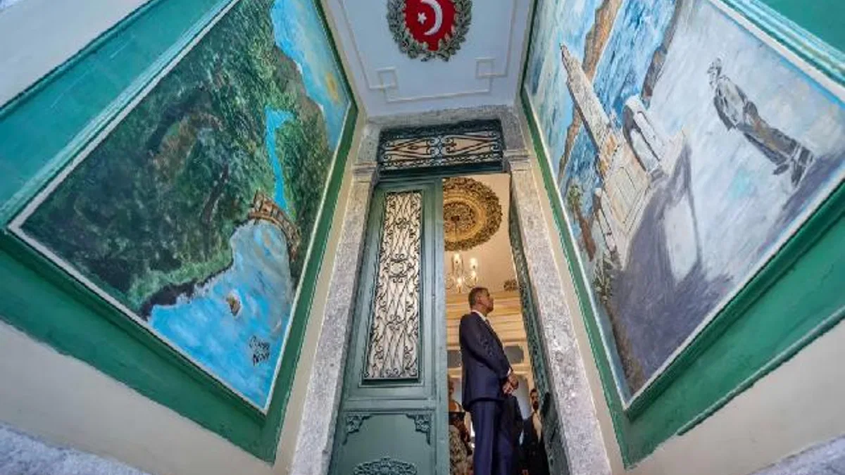 İzmir’in tarihi yapıları gün yüzüne çıkıyor