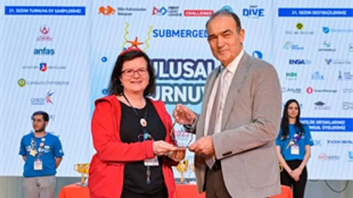 Türkiye'nin bilim kahramanları Fuar İzmir'de yarıştı