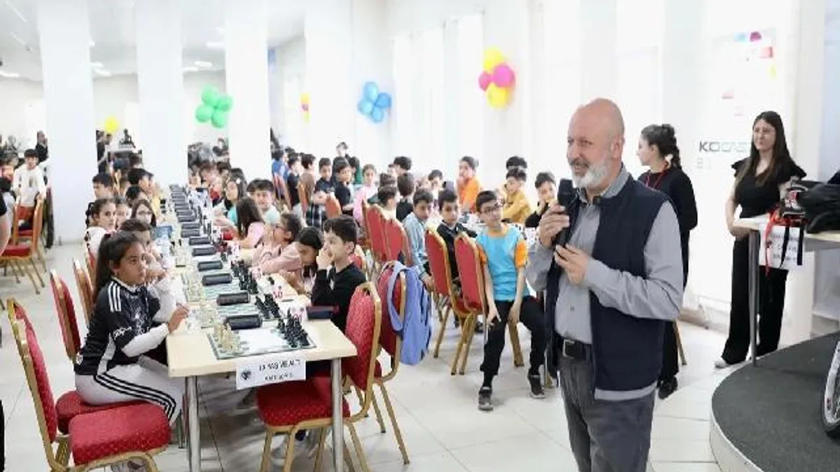 Kayseri Kocasinan'dan Satranç Eğitim ve Turnuva Merkezi
