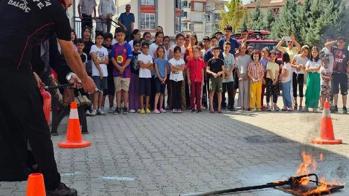 Malatya Büyükşehir’den semt konaklarında afet bilinci eğitimi