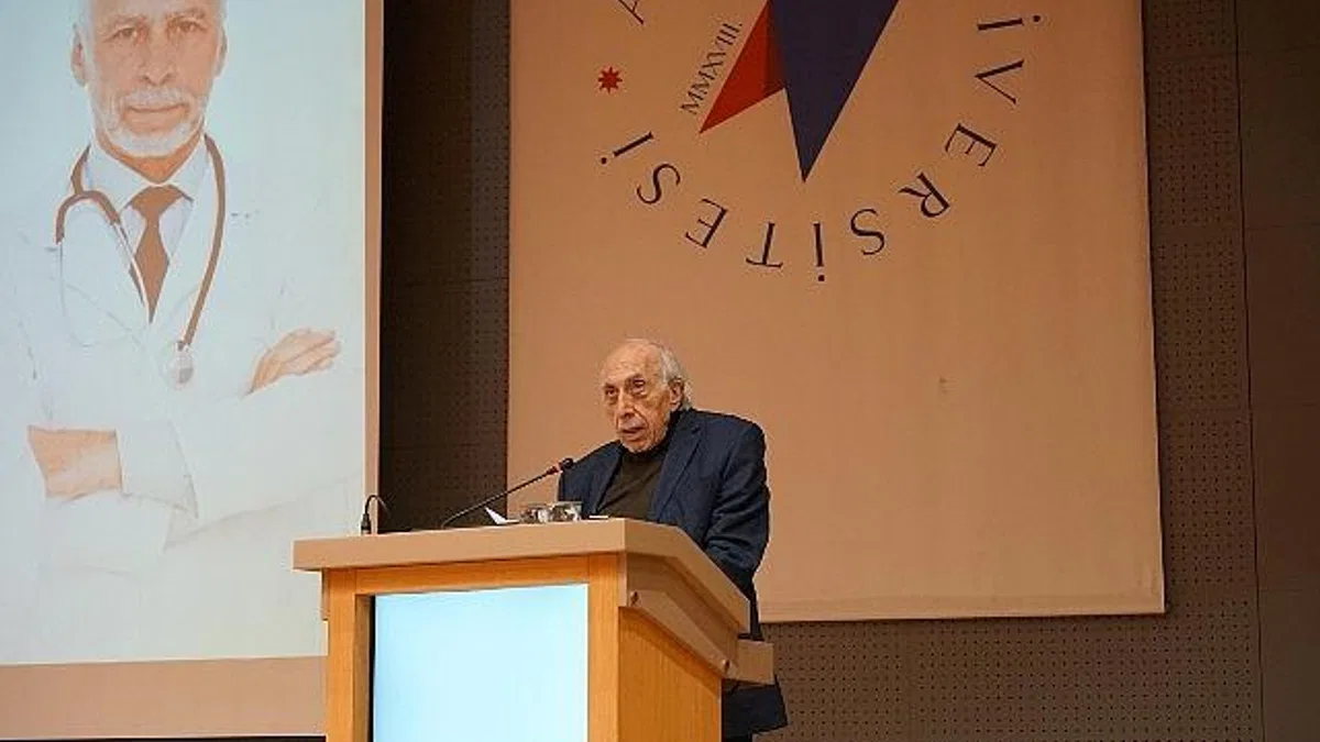 Prof. Dr. Selçuk Erez'den geleceğin hekimlerine tavsiye
