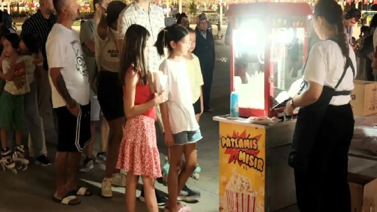 Kocaelililer yaz akşamlarını sinema keyfiyle taçlandırıyor