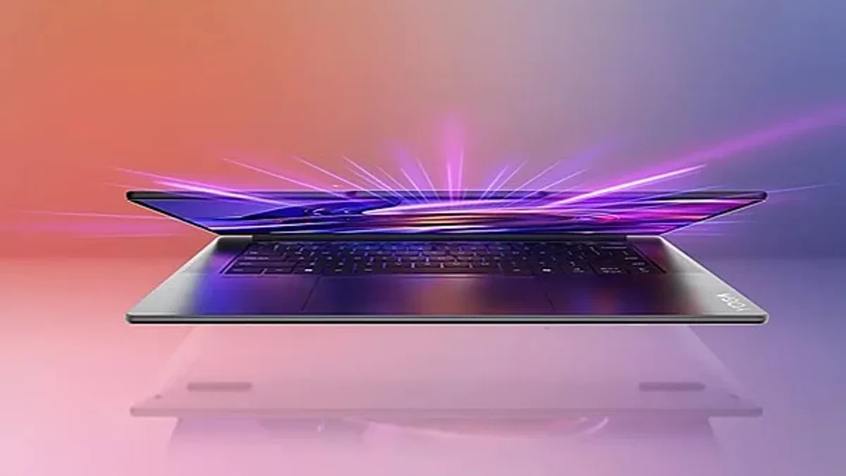 Lenovo Yoga Slim 7i Aura Edition ile 'Kendi Aura'nı Keşfet'
