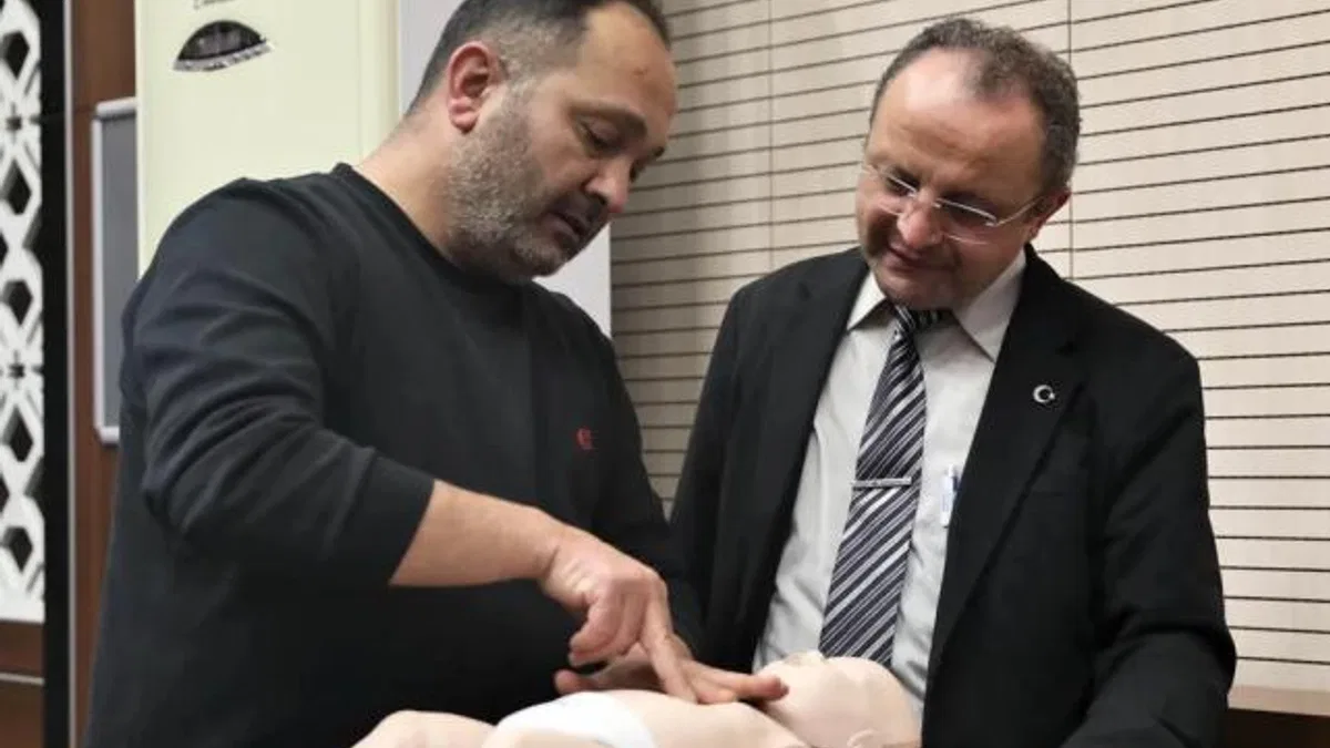 Keçiören Belediyesi personeline 'ilk yardım' eğitimi