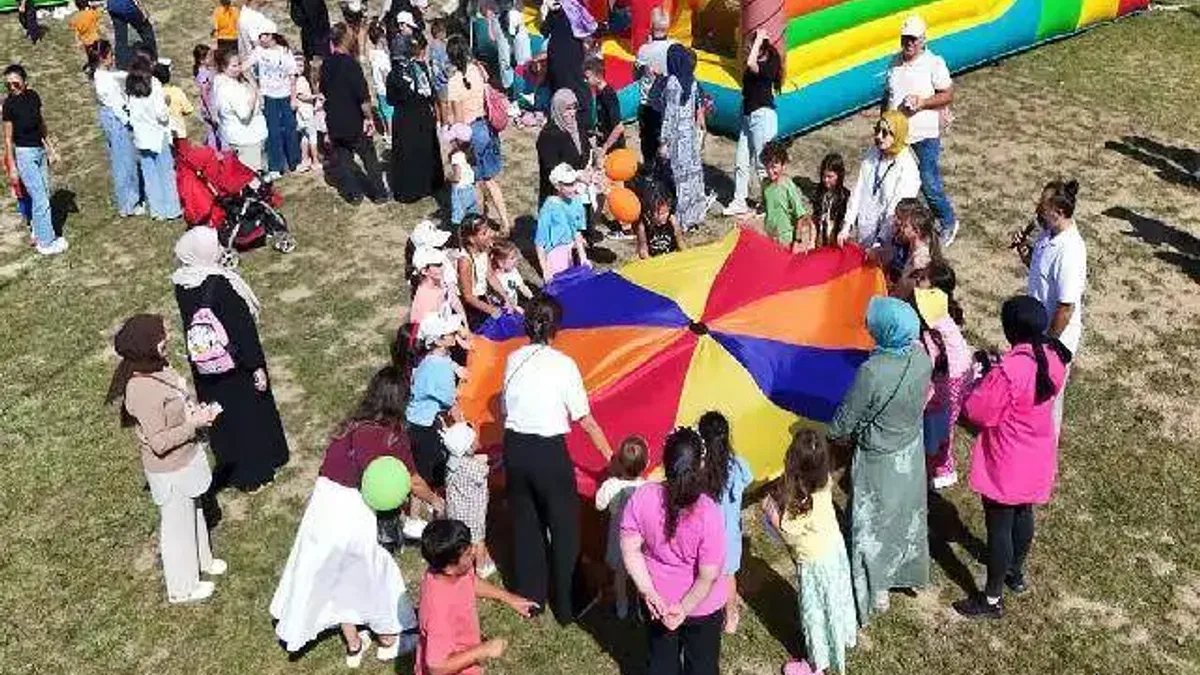 Çık Dışarıya Oynayalım’ etkinliği Gölcük’te renkli anlara sahne oldu