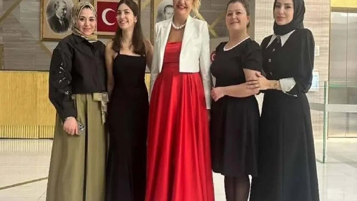 Türkevi’nde Cumhuriyet coşkusu: Müzik dolu bir akşam