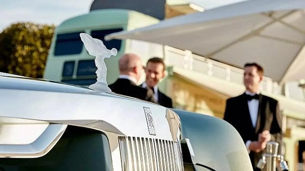 Rolls-Royce sahiplerine özel bir dünya; Whispers
