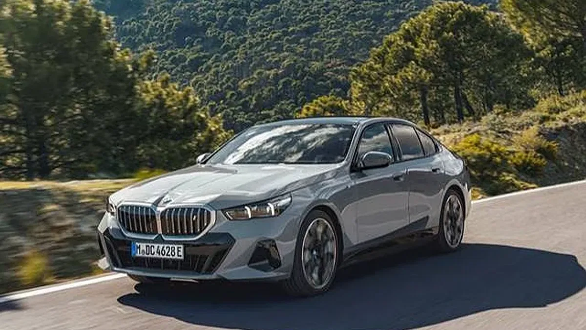 BMW Elektrikli Modelleriyle 2024 Yılına Damgasını Vurdu!