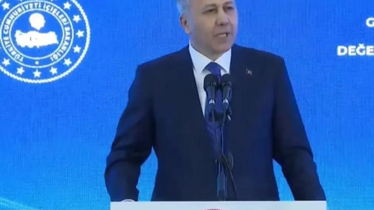 Bakan Yerlikaya: Jandarma'ya hakaretin bedelini ödeyeceksiniz