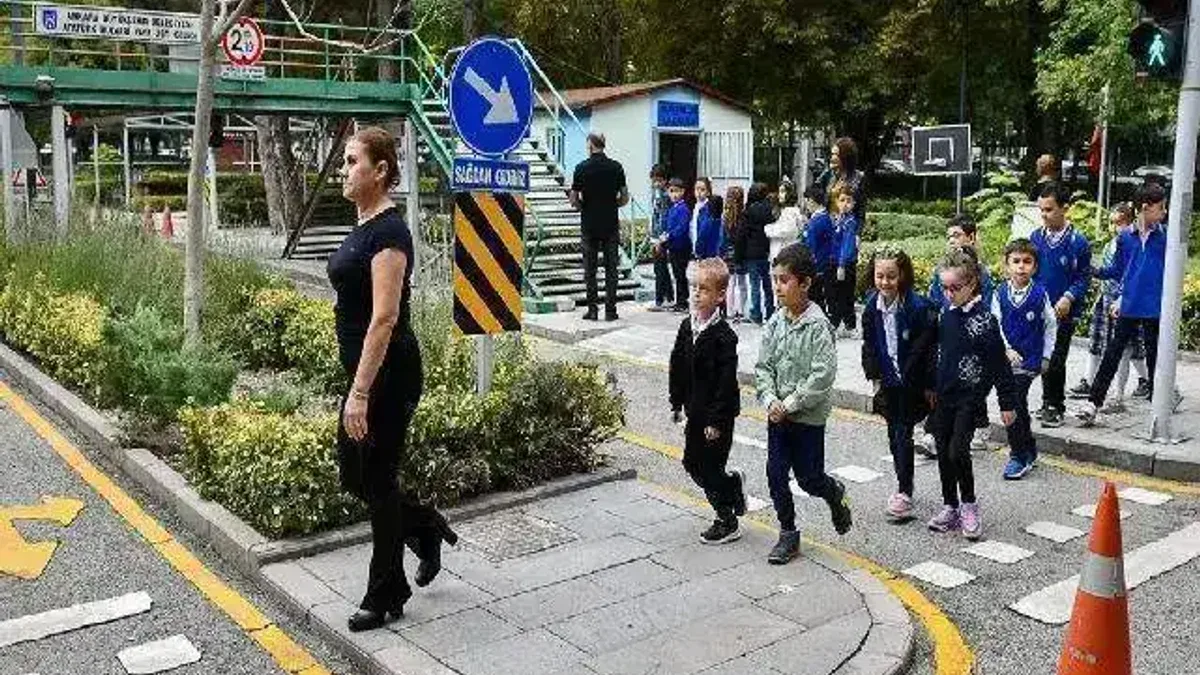Minik sürücüler trafik bilinciyle yetişiyor