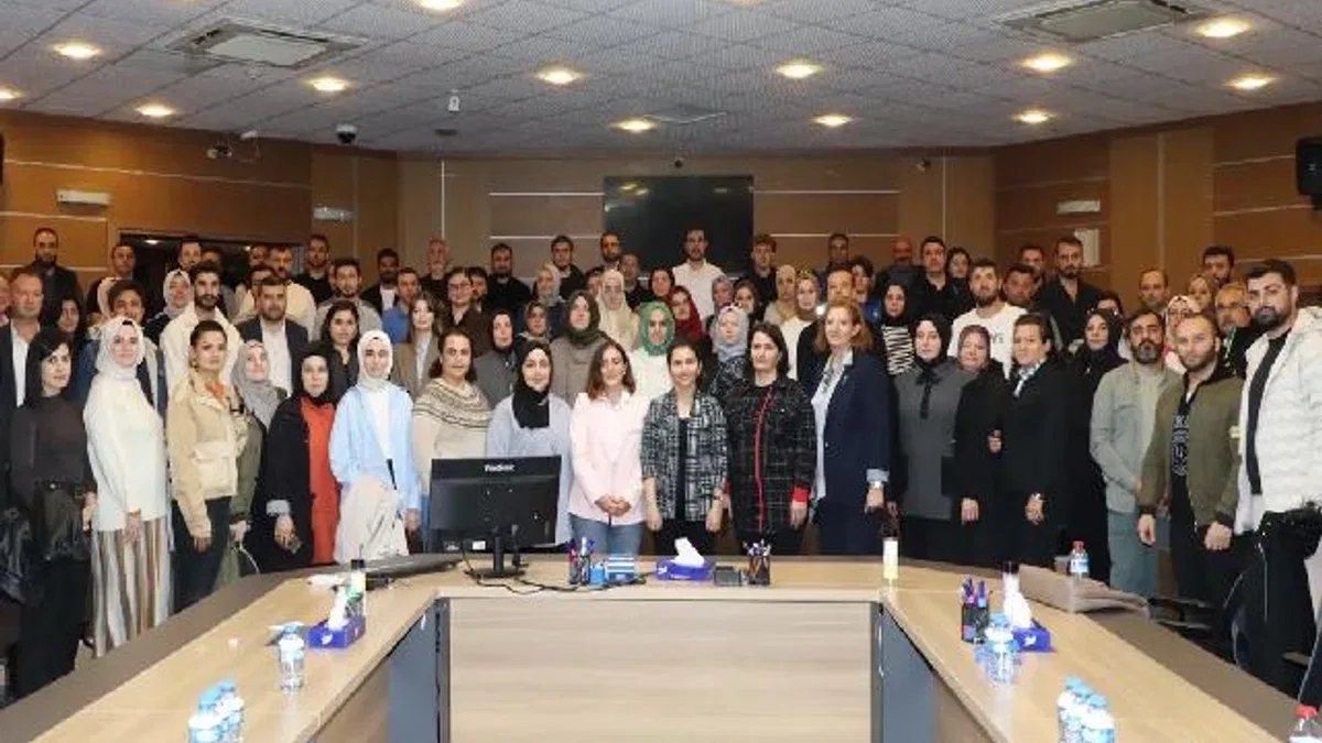 Kocaeli Büyükşehir personeli kendini geliştiriyor