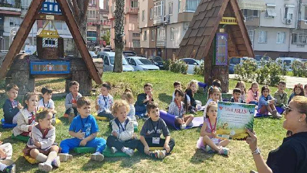 Bursa Gemlik’te 'Açık Hava Kütüphanesi' hayat buldu