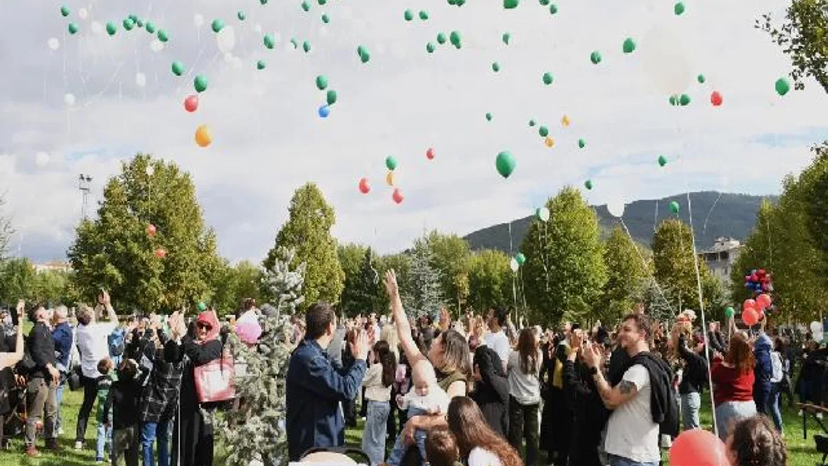 Bursa'da mutluluk balonları SMA’lı Çağan Ata Taran için uçuruldu