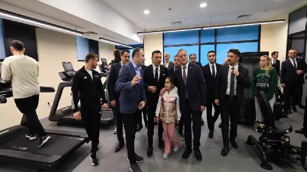 İstanbul Büyükşehir'den yeni gençlik adımı.... Yurt binası artık gençlik üssü