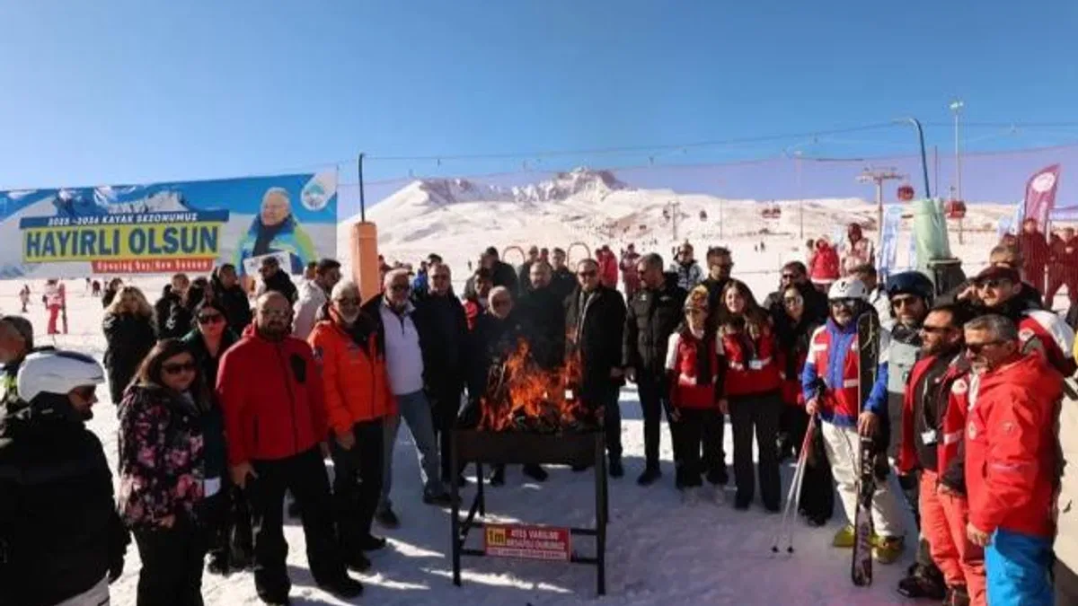 Memduh Büyükkılıç'tan Erciyes'e çifte müjde