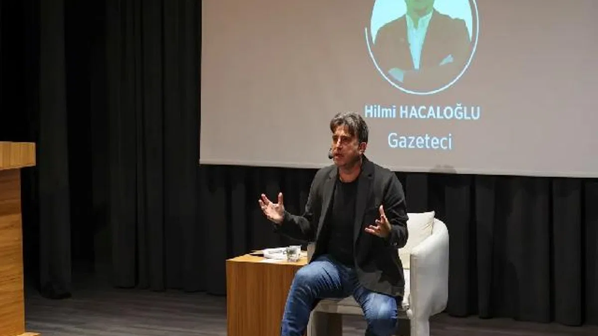 İstanbul Maltepe’de “Kent Söyleşileri”nin konuğu Hilmi Hacaloğlu oldu