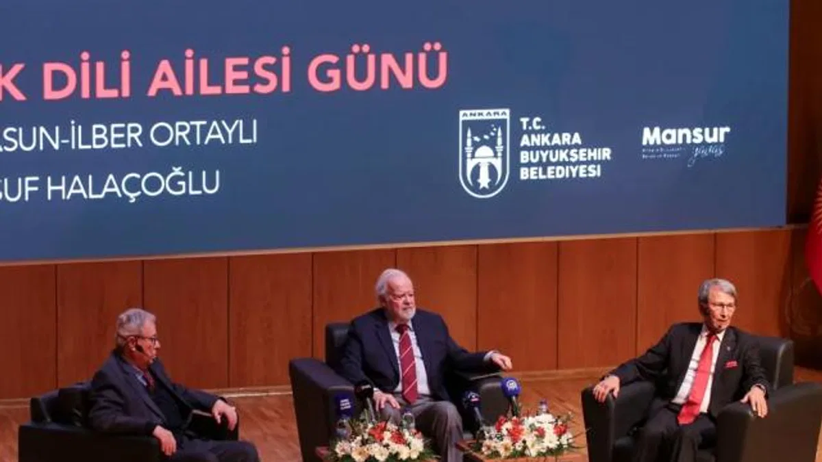 Ankara'da “Dünya Türk Dili Ailesi Günü” paneli