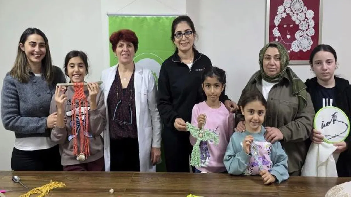 Sakarya'da ara tatil atölyelerle renklendi
