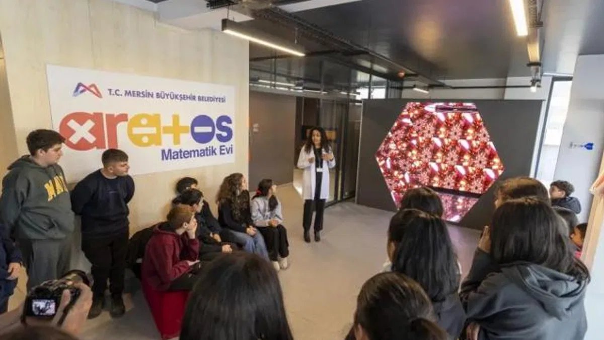 Mersin’de 'Aratos Matematik Evi' binlerce öğrenciyi ağırladı