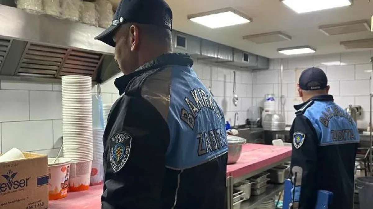 İstanbul Bakırköy’de yiyecek içecek işletmelerine zabıta denetimi